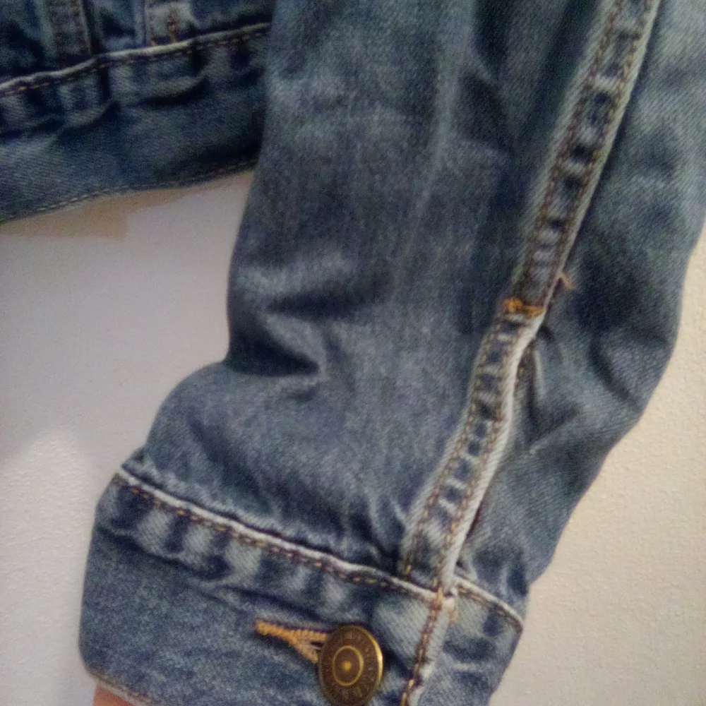 Old Navy San Francisco California Denim Jean Jacket Trucker Size M 100% Cotton - Picture 5 of 9